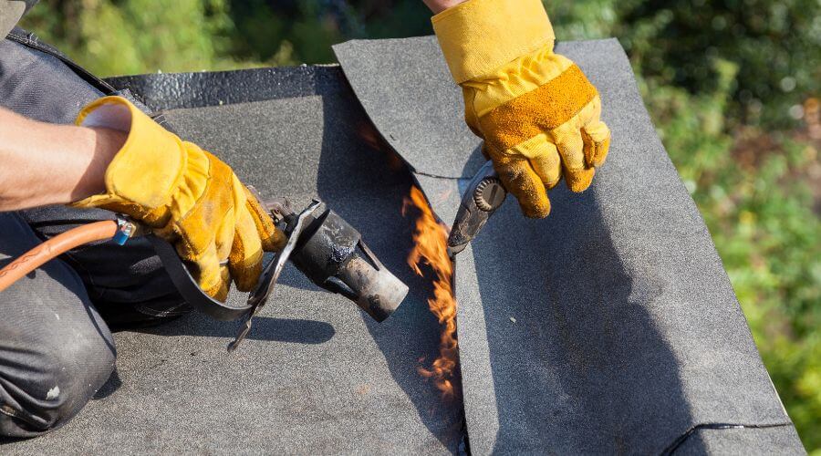 Professional residential roofers in Pasadena, TX